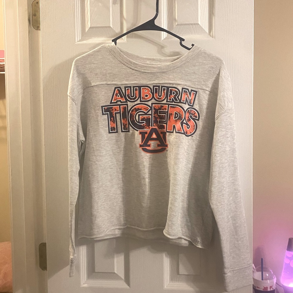Cropped long sleeve auburn university top. Brand new with tags still on.